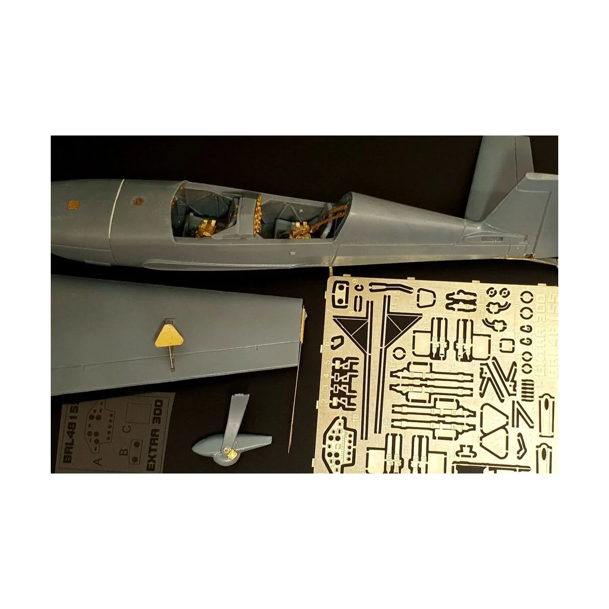 Extra EA-300L (Brengun kit), 1/48 - Brengun BRL48155