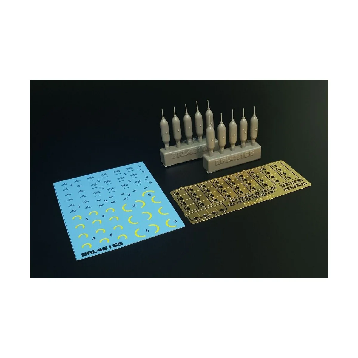 US GP 100lb AN-M30A1 bombs (10pcs), 1/48 - Brengun BRL48165