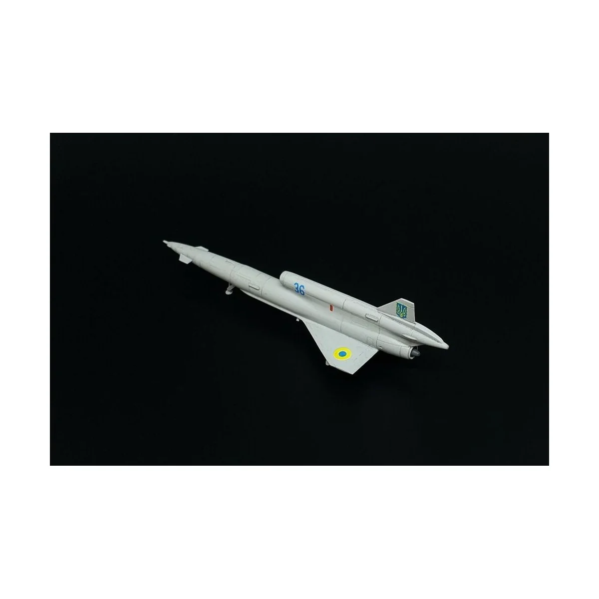 Tupolev Tu-141 Strizh, 1/144 - Brengun BRS144065