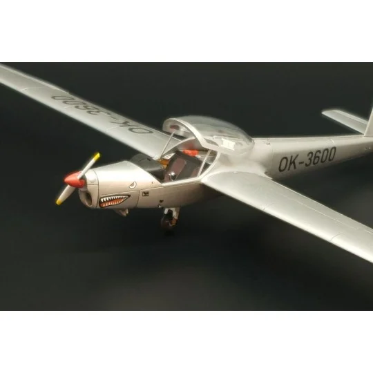 L-13SE VIVAT AKVY, 1/48 - Brengun BRP48010