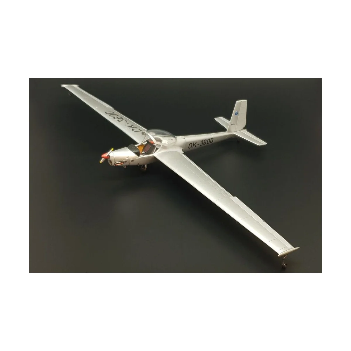 L-13SE VIVAT AKVY, 1/48 - Brengun BRP48010
