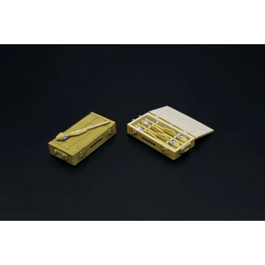 Panzerfaust with boxes, 1/72 - Hauler HLH72141