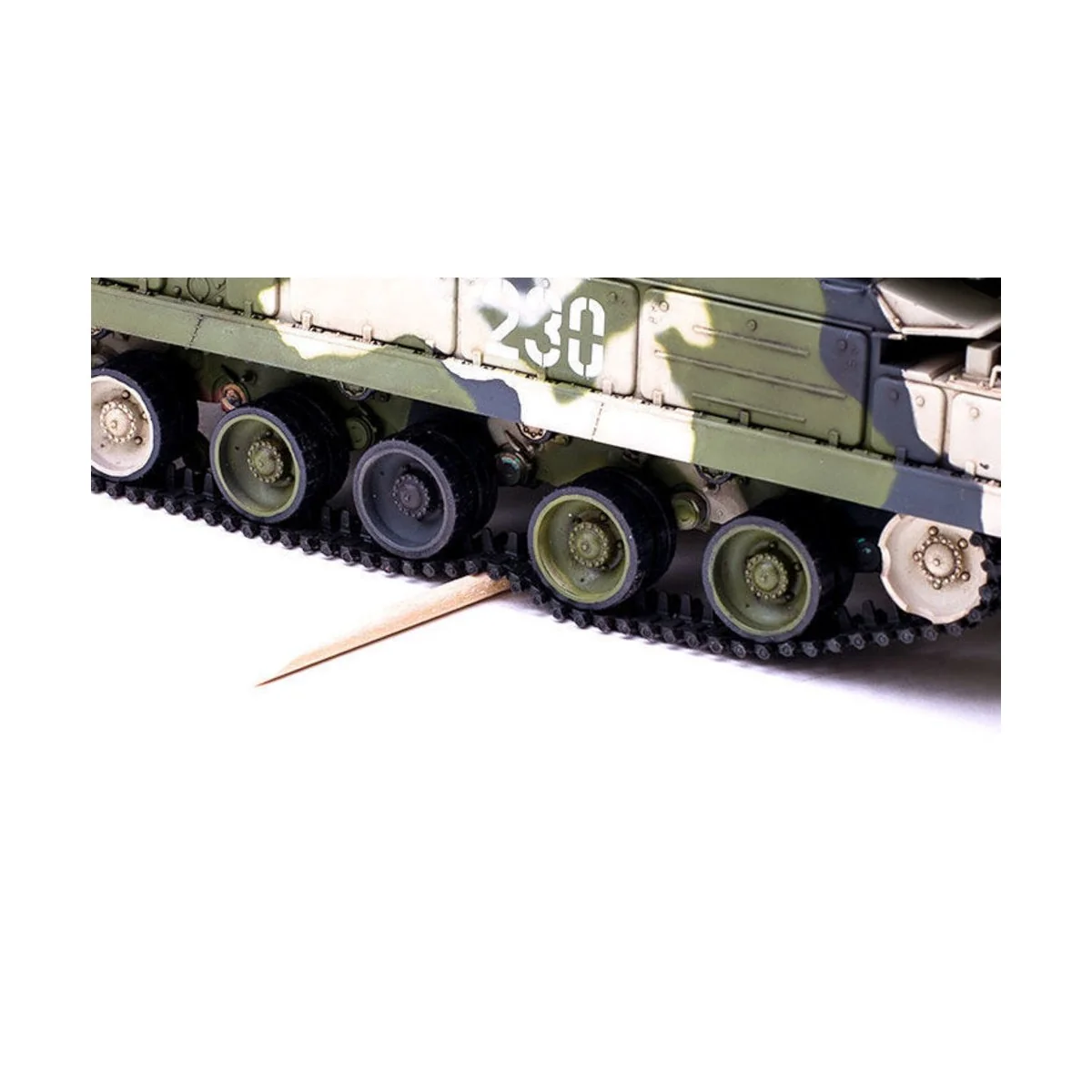 Russian 9K37M1 Buk Air Defense Missile System, 1/35 - MENG-Model SS...