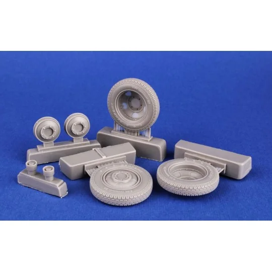 V3000S/SSM Maultier Wheels / for ICM kits, 1/35 - CMK 129-3154