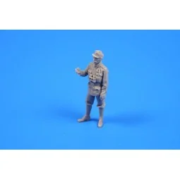 Austro-Hungarian WW I Officer, 1/35 - CMK 129-F35285 2