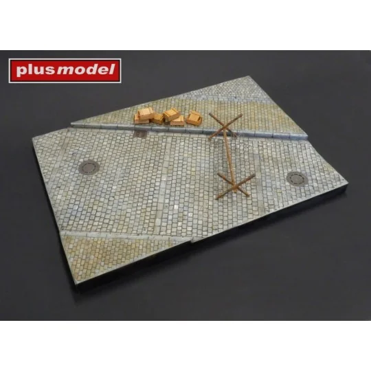 Display base – Cobblestone street with sidewalk, 1/35 - Plus model 620