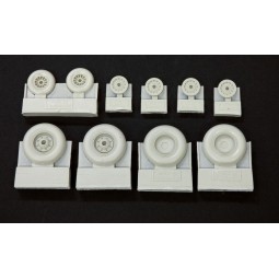 KC-97 Stratotanker wheels, 1/72 - Plus model AL7049 2