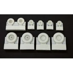 KC-97 Stratotanker wheels, 1/72 - Plus model AL7049 2