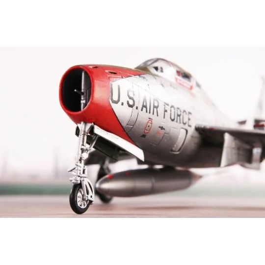 F-84F Thunderstreak ‘US Swept-wing Thunder’, 1/72 - Special Hobby 1...