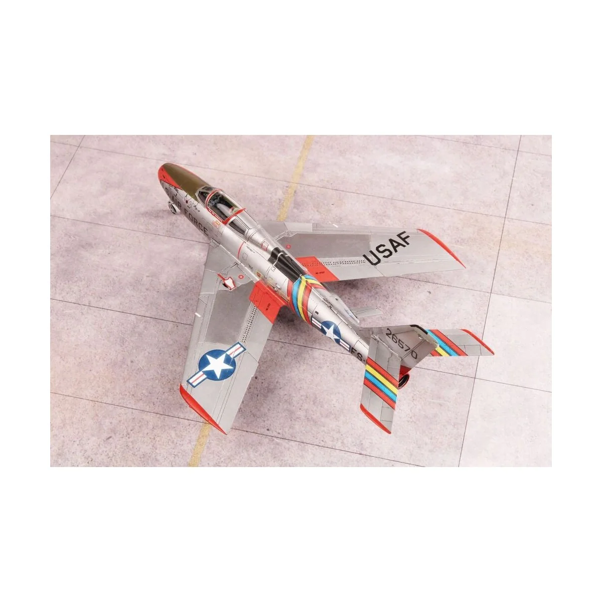 F-84F Thunderstreak ‘US Swept-wing Thunder’, 1/72 - Special Hobby 1...