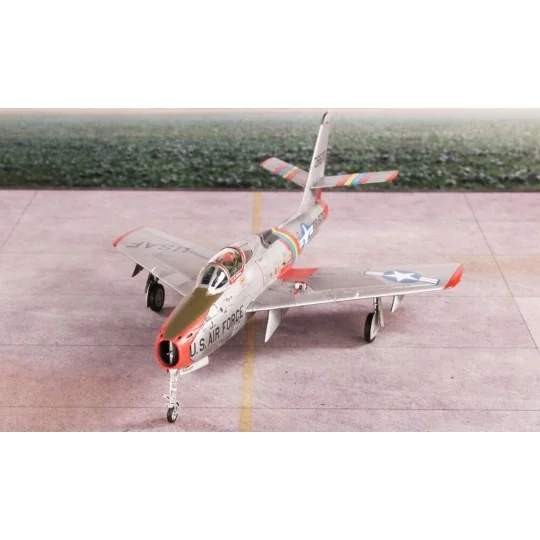 F-84F Thunderstreak ‘US Swept-wing Thunder’, 1/72 - Special Hobby 1...
