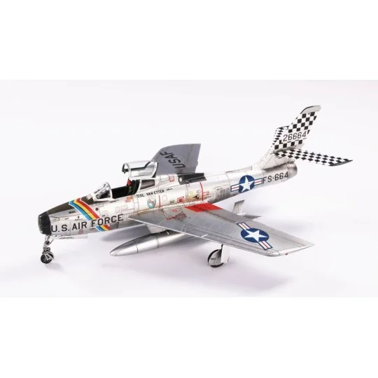 F-84F Thunderstreak ‘US Swept-wing Thunder’, 1/72 - Special Hobby 1...