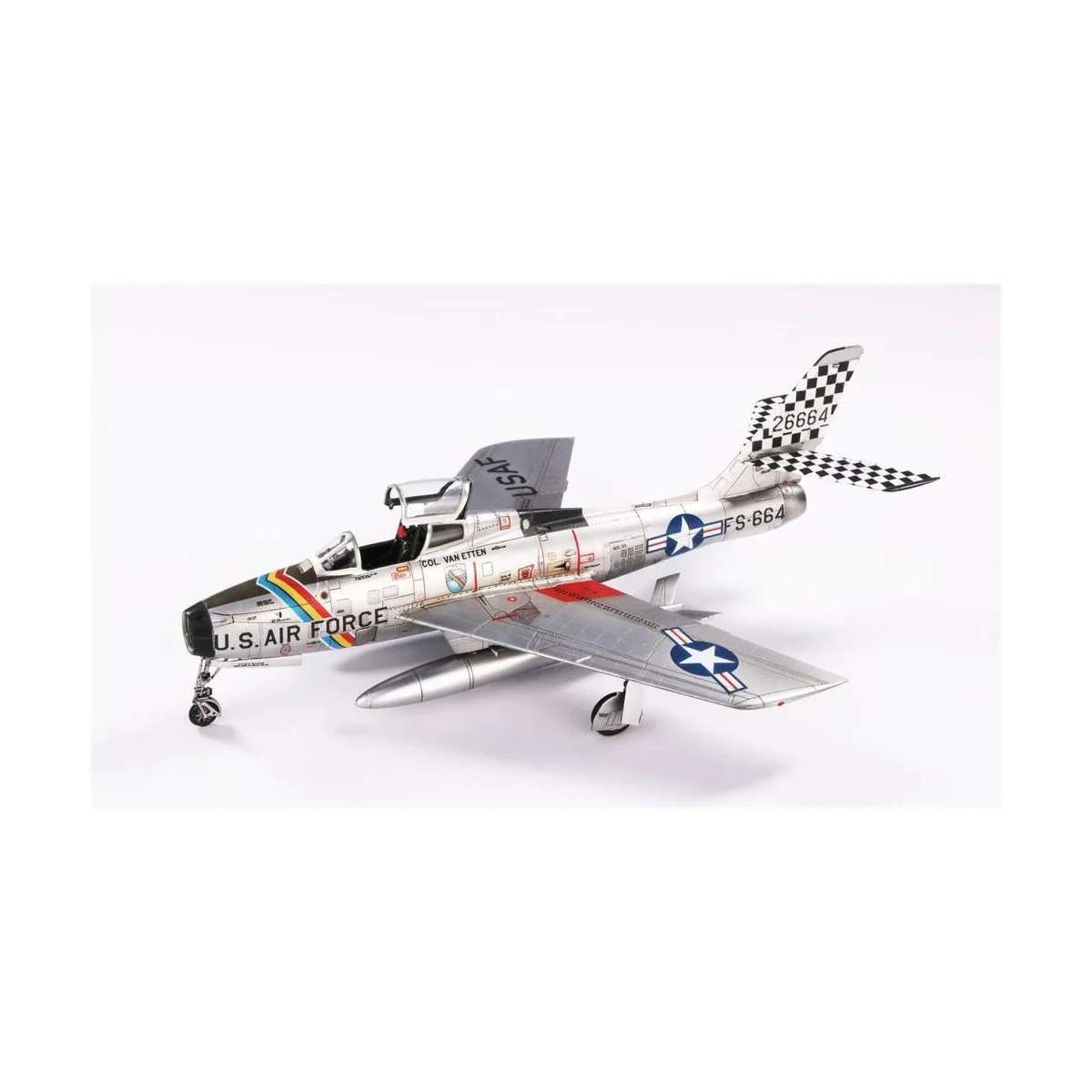 F-84F Thunderstreak ‘US Swept-wing Thunder’, 1/72 - Special Hobby 1...