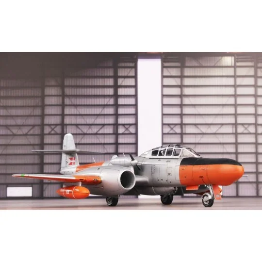 Gloster Meteor TT Mk.20, 1/72 - Special Hobby 100-SH72487