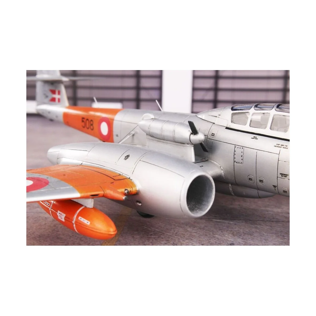Gloster Meteor TT Mk.20, 1/72 - Special Hobby 100-SH72487