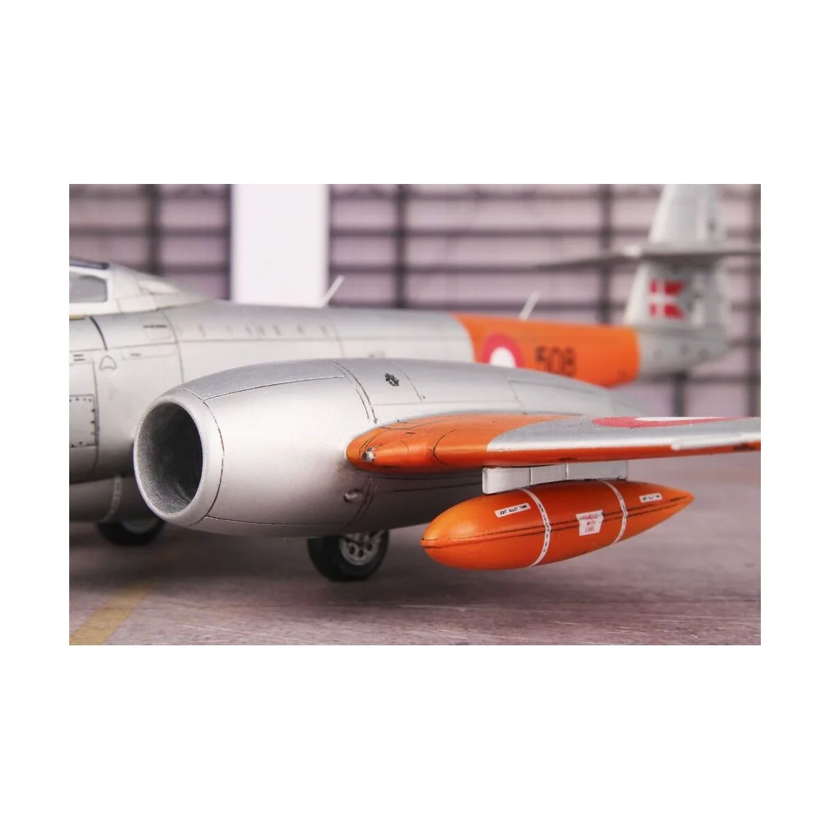 Gloster Meteor TT Mk.20, 1/72 - Special Hobby 100-SH72487