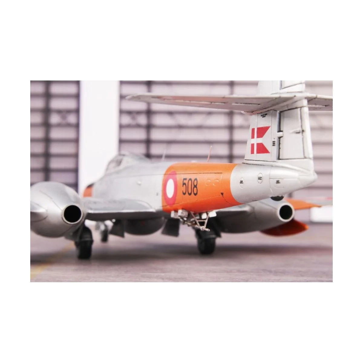 Gloster Meteor TT Mk.20, 1/72 - Special Hobby 100-SH72487