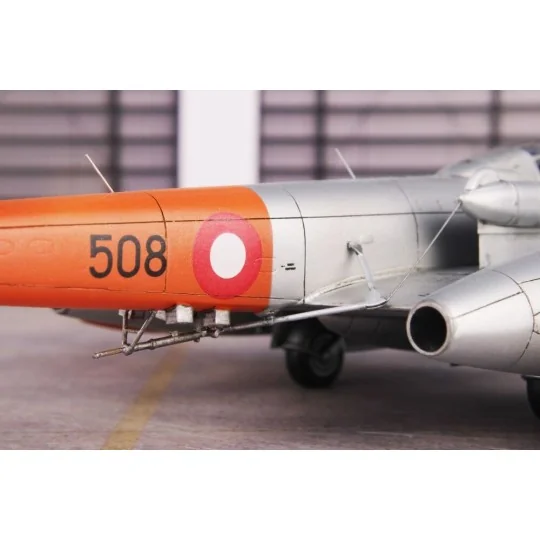 Gloster Meteor TT Mk.20, 1/72 - Special Hobby 100-SH72487