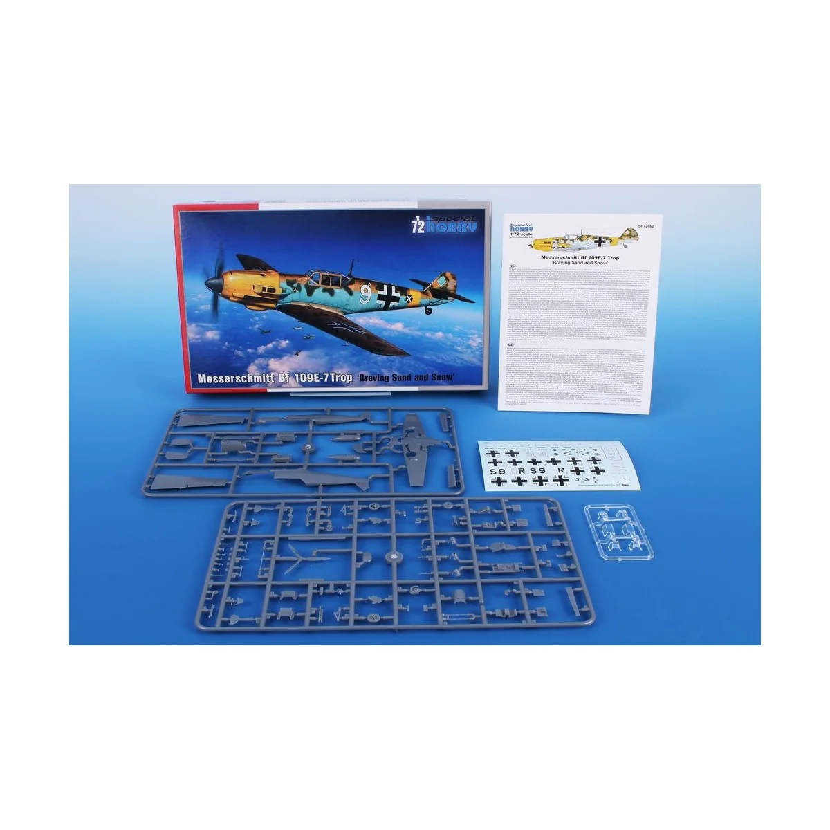 Messerschmitt Bf 109E-7Trop Braving Sand and Snow, 1/72 - Special H...