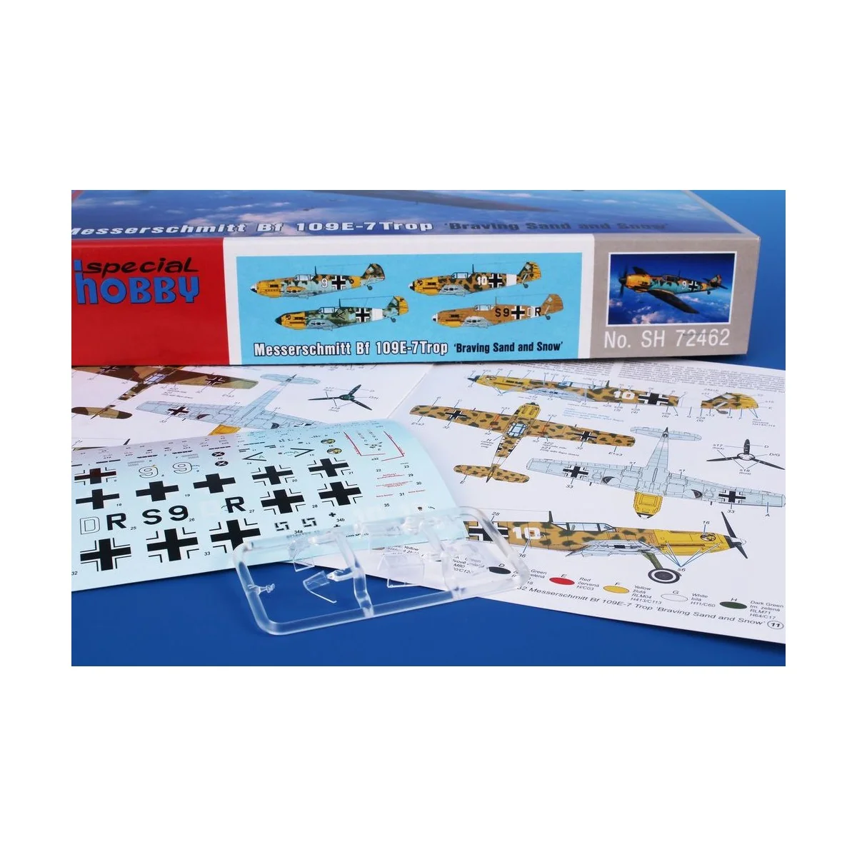 Messerschmitt Bf 109E-7Trop Braving Sand and Snow, 1/72 - Special H...