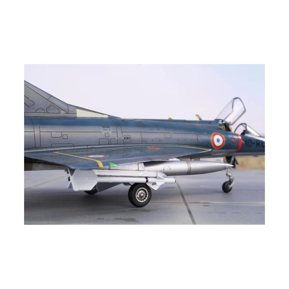 Mirage IIIC Armee de I'Air, 1/72 - Special Hobby 100-SH72476