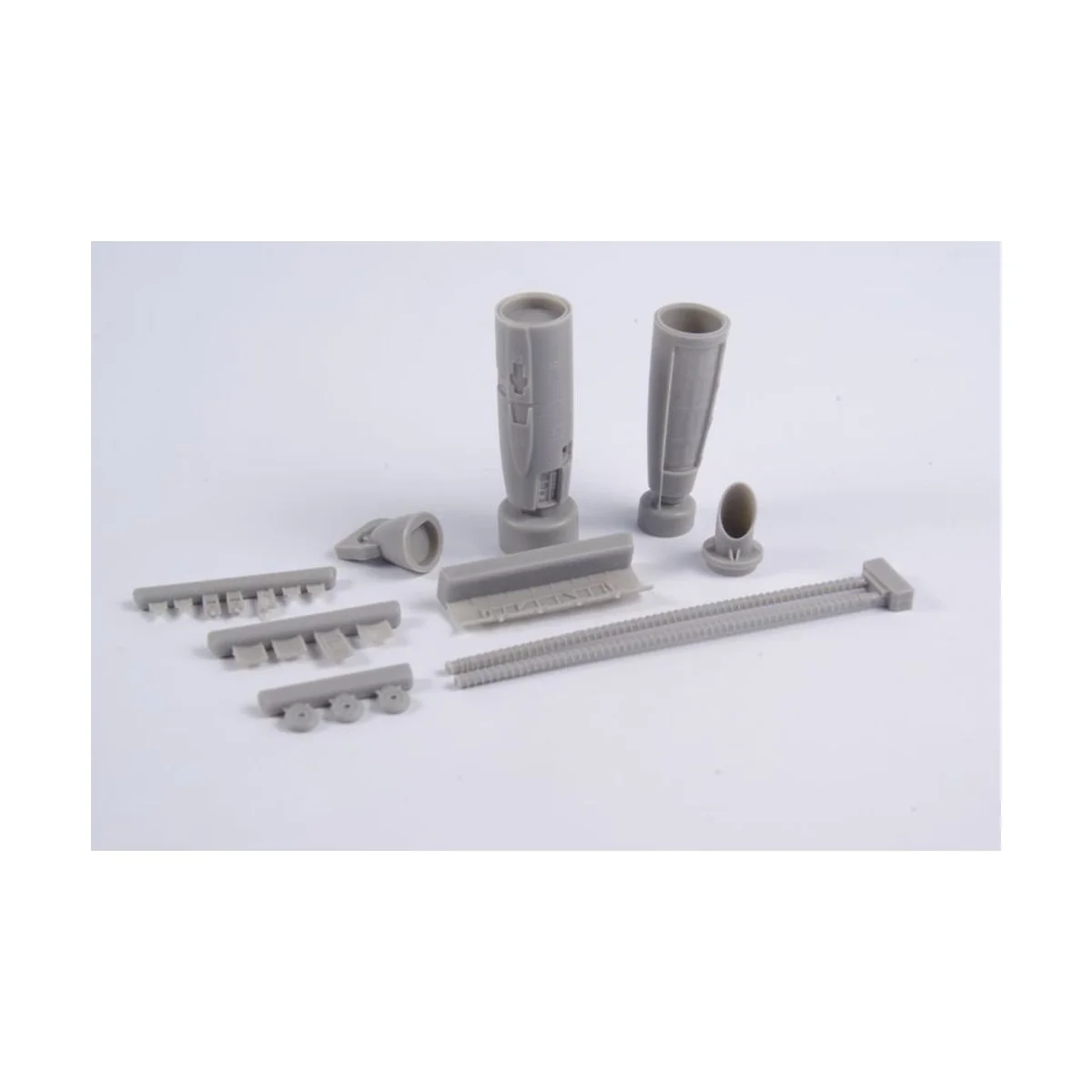 Palouste Mk.101/100-Jet Air Starter Trolleys and Airborne Pod, 1/48...
