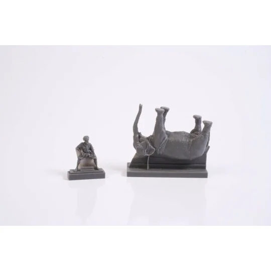 Mechanic of India WWII+Elephant with Mahout (2 fig.+elephant), 1/72...