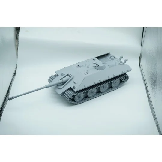 German WWII E-60 Heavy jadge panther late type with 105mm gun, 1/35...