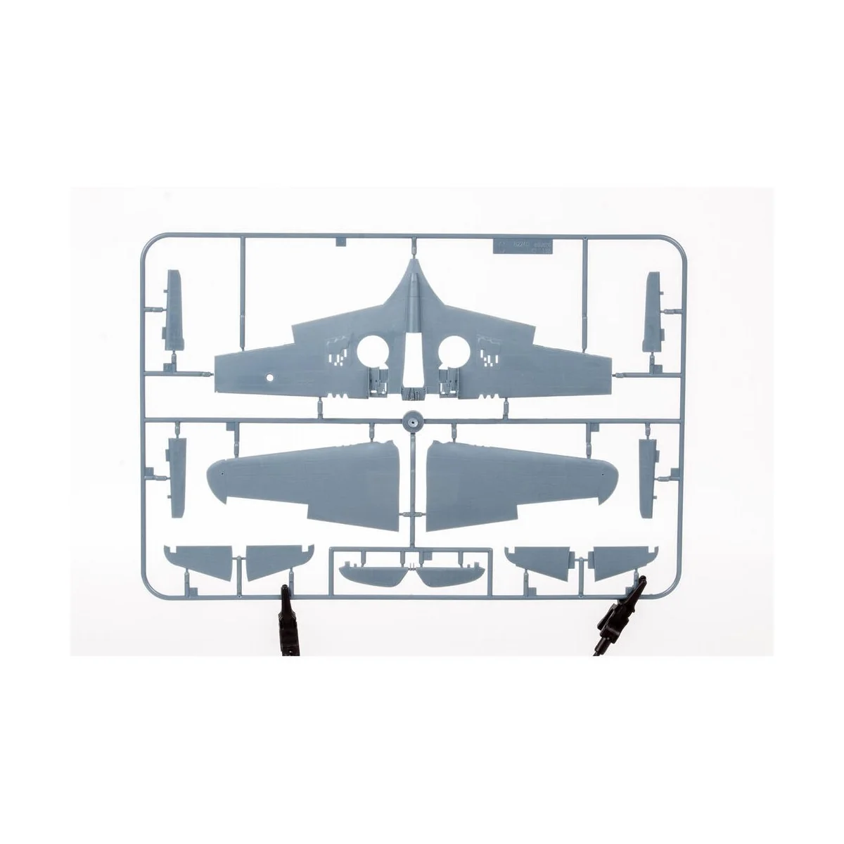 P-40E Warhawk, 1/48 - Eduard Plastic Kits 84207