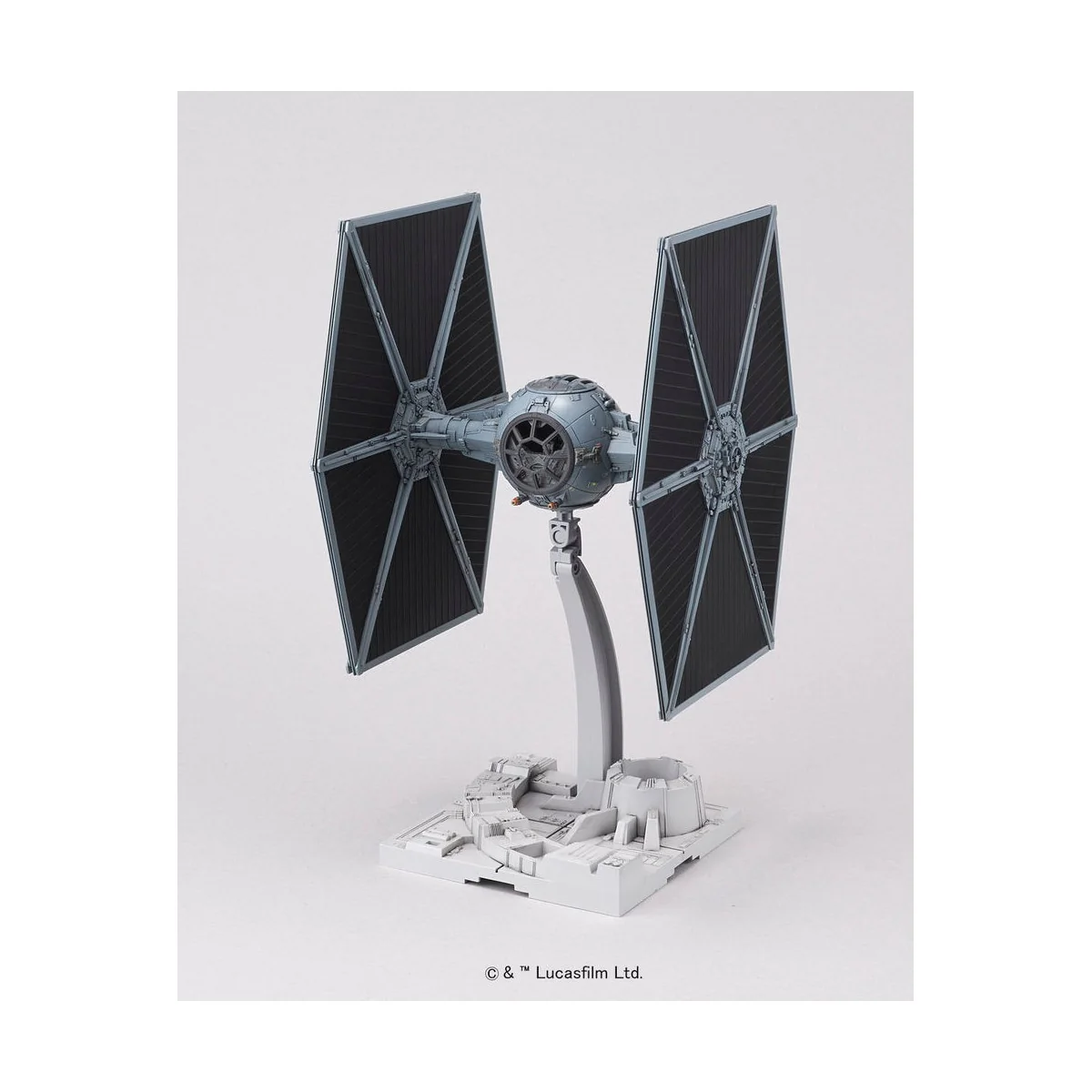 TIE Fighter, 1/72 - Revell 01201 TIE Fighter, 1/72 - Revell 01201