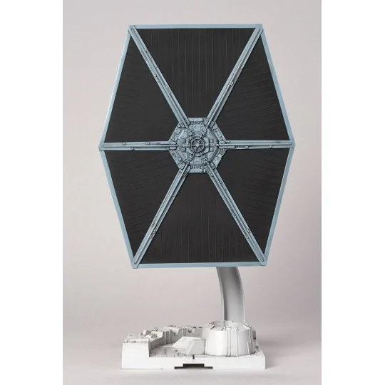 TIE Fighter, 1/72 - Revell 01201 TIE Fighter, 1/72 - Revell 01201