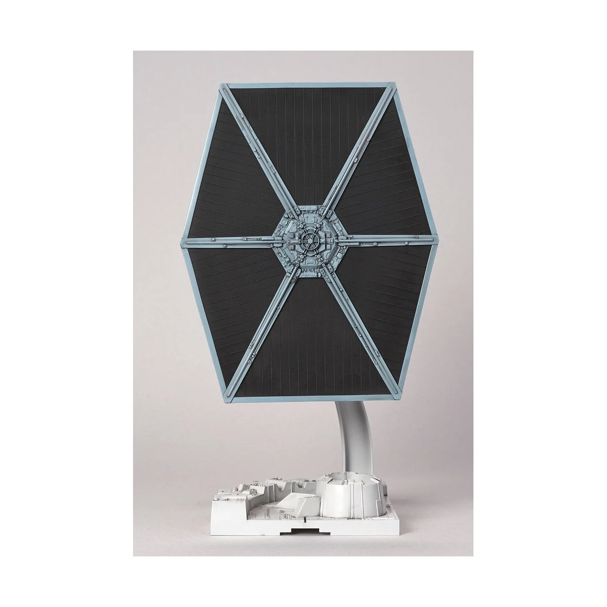 TIE Fighter, 1/72 - Revell 01201 TIE Fighter, 1/72 - Revell 01201