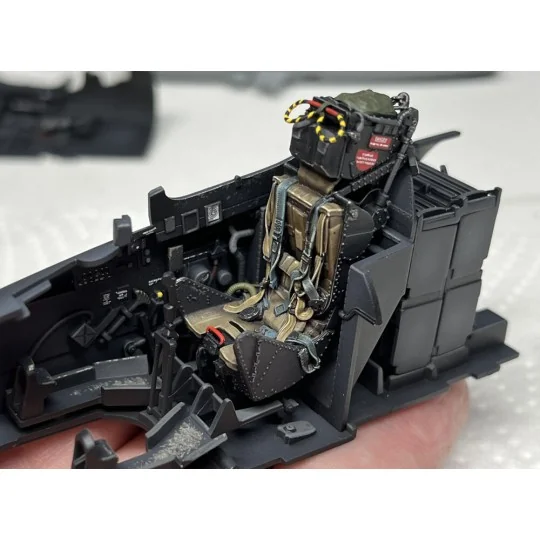 Ejection Seat - M.B Mk.2E with seat belts, with survival pack for R...