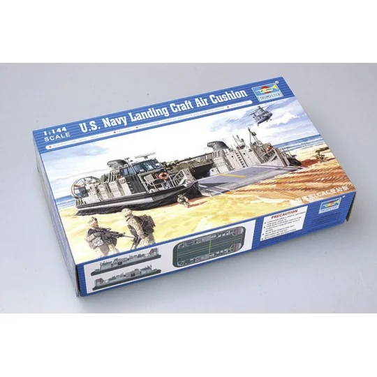 USMC Landing Craft Air Cushion, 1/144 - Trumpeter 00107