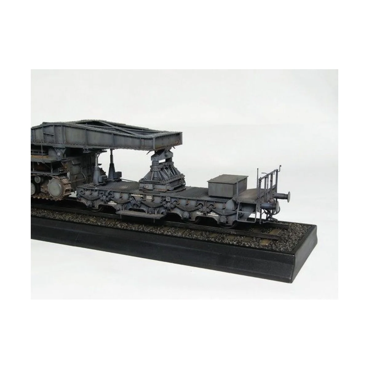 Mörser Karl Gerät 040/041 auf Eisenbahn-Transport-Trailer, 1/35 - T...