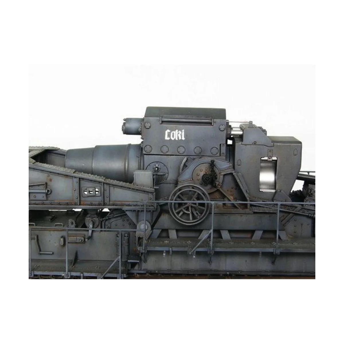 Mörser Karl Gerät 040/041 auf Eisenbahn-Transport-Trailer, 1/35 - T...