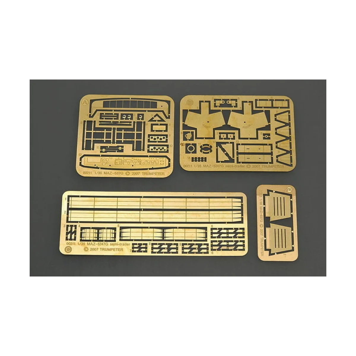 MAZ-537G Late Production, 1/35 - Trumpeter 00212