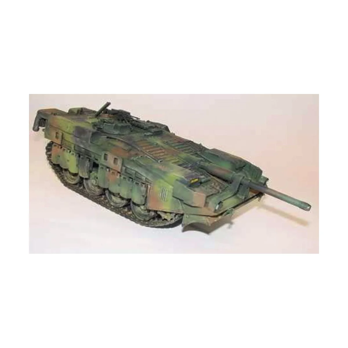 Schwedischer Schwerer Panzer Strv 103C, 1/35 - Trumpeter 00310