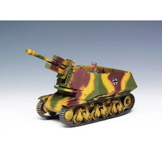 PzKpfw 39(H) 10, 5 cm LeFH18 (SFf) auf Geschützwagen, 1/35 - Trumpe...
