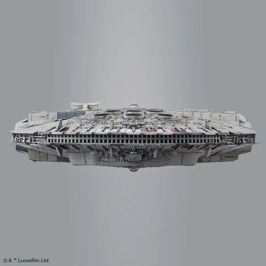 Bandai Millennium Falcon, 1/144 - Revell 1211 Bandai Millennium Falcon, 1/144 - Revell 1211