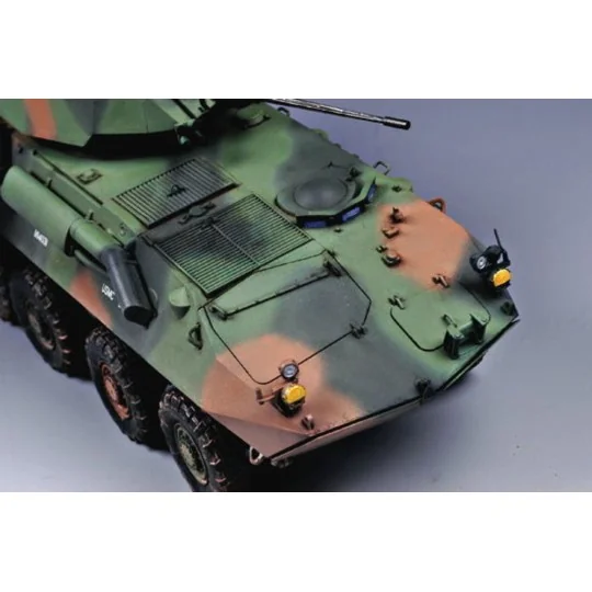USMC LAV-25 ''Piranha 2'', 1/35 - Trumpeter 00349