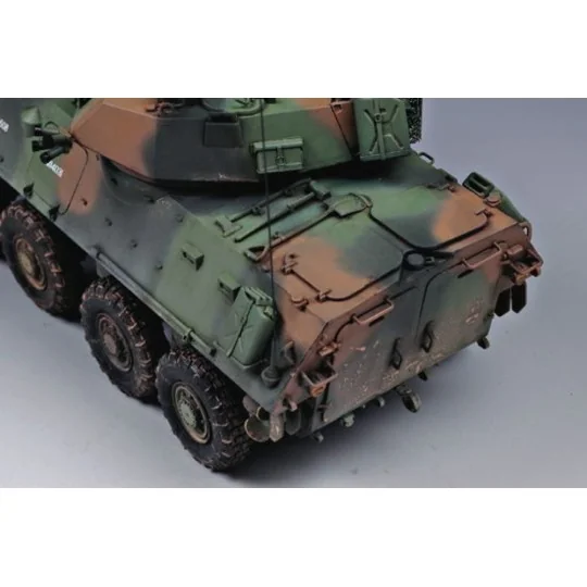 USMC LAV-25 ''Piranha 2'', 1/35 - Trumpeter 00349