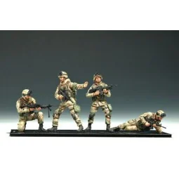 US 101st Airborne Division Crew, 1/35 - Trumpeter 00410 2