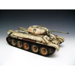 T-34/76 Soviet Tank (1942), 1/16 - Trumpeter 00905 2
