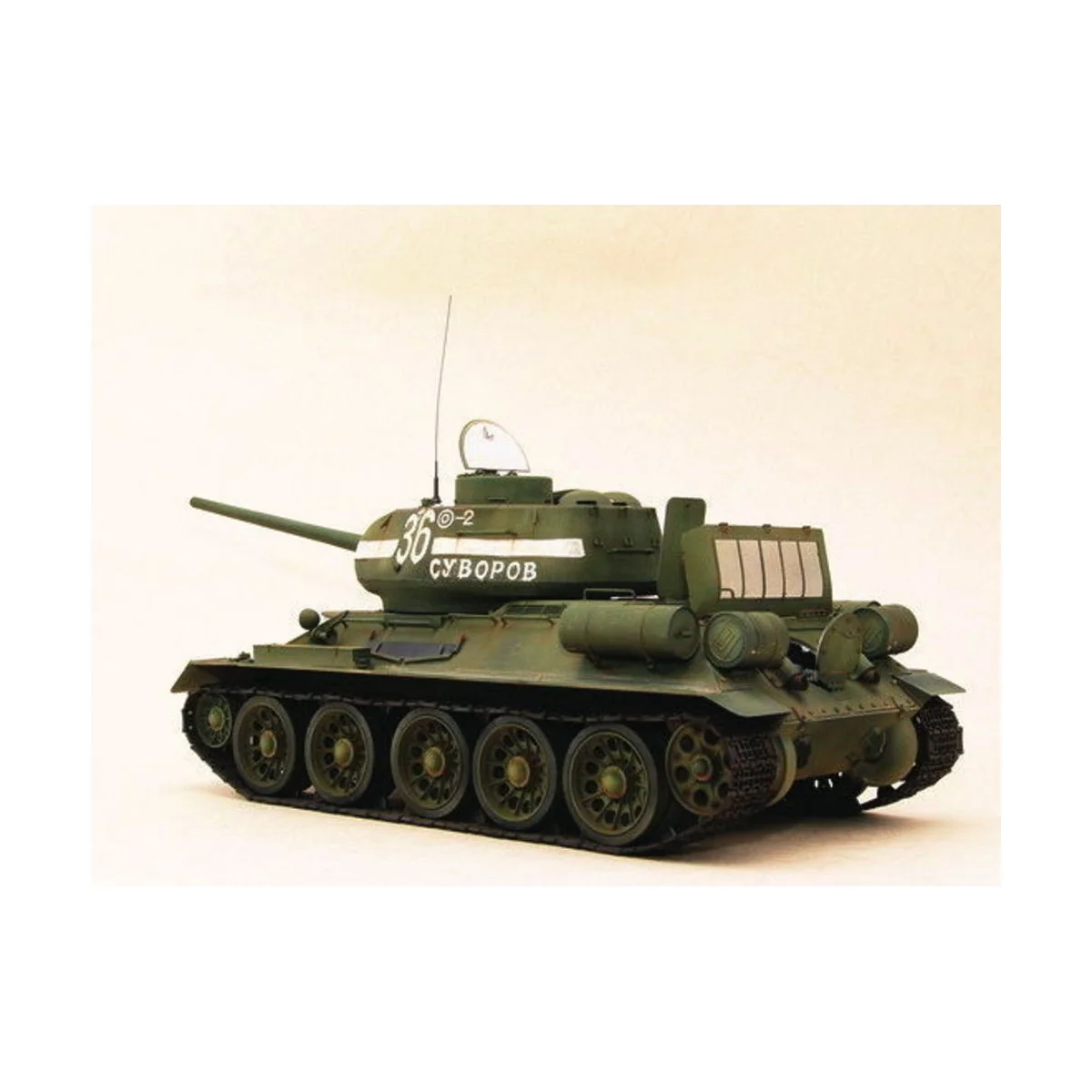 T-34/85 1944 Baunummer 183, 1/16 - Trumpeter 00902