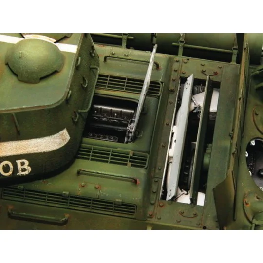 T-34/85 1944 Baunummer 183, 1/16 - Trumpeter 00902