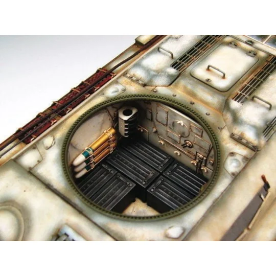 T-34/76 Soviet Tank (1942), 1/16 - Trumpeter 00905