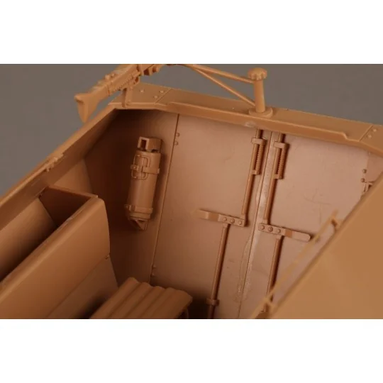 Sd.Kfz 251D, 1/16 - Trumpeter 00942