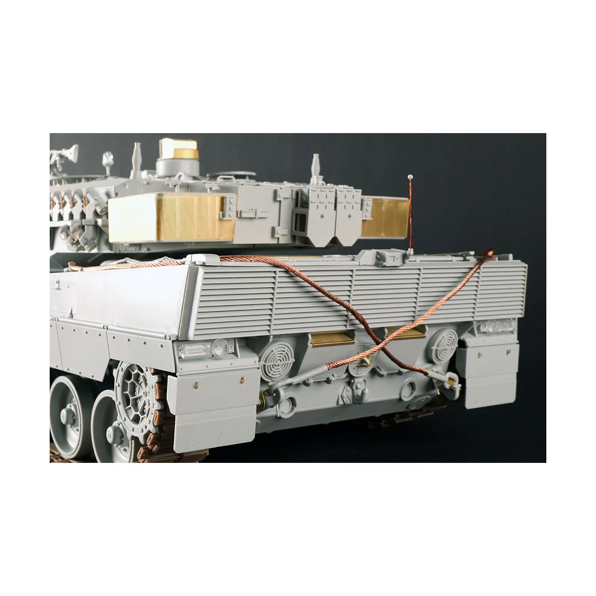 German Leopard 2A6 MBT, 1/16 - Trumpeter 00966