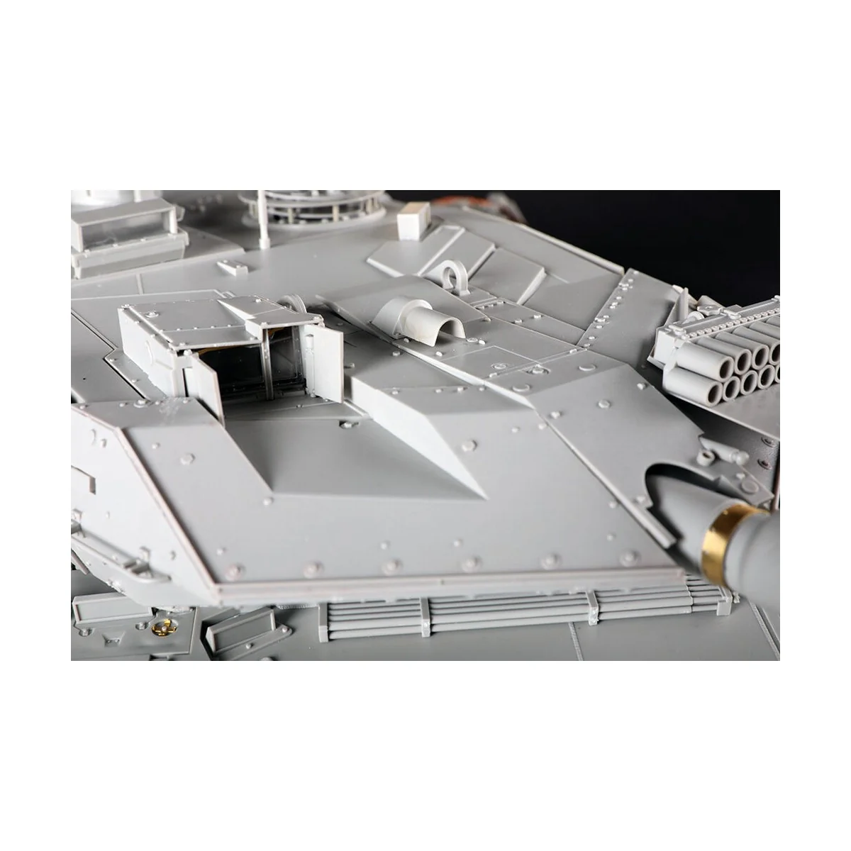 German Leopard 2A6 MBT, 1/16 - Trumpeter 00966